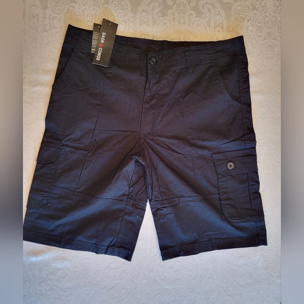 Gaok & Congs Navy Blue/Black Cargo Shorts with Tailored Fit, Size 36, NWT